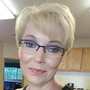 Meet your Posher, Terri